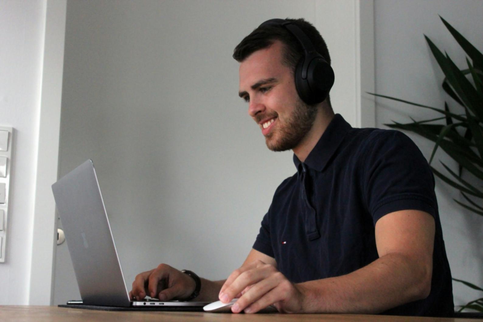 Plataforma educativa moderna con herramientas interactivas